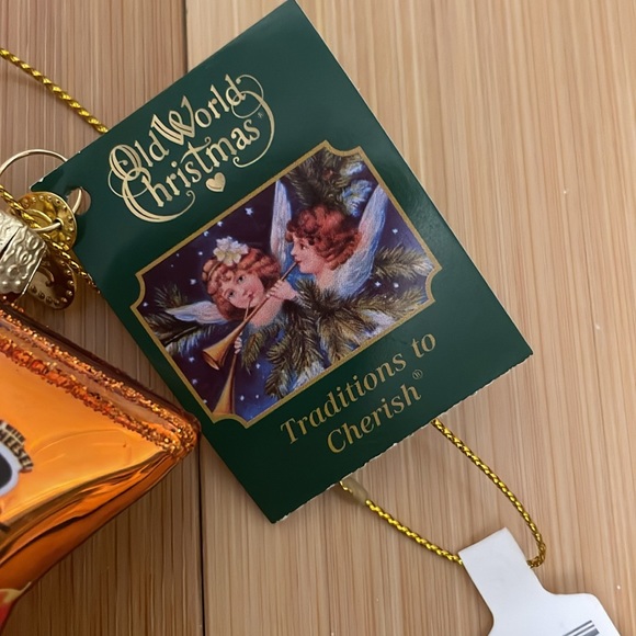 Flamin’ Hot Cheeto Ornament - Picture 5 of 6